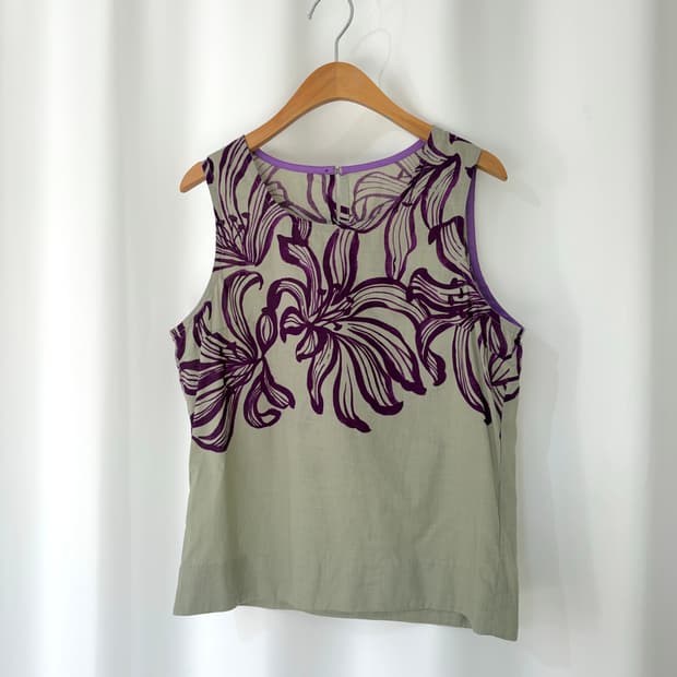 pallas palace sleeveless