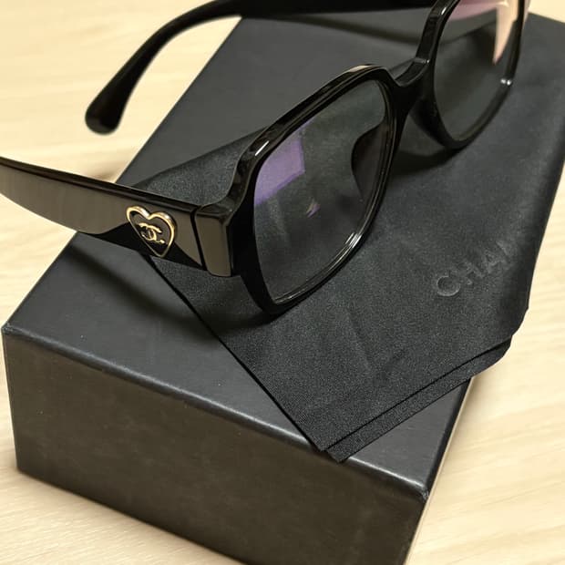 샤넬 하트 스퀘어 블루라이트 안경 선글라스