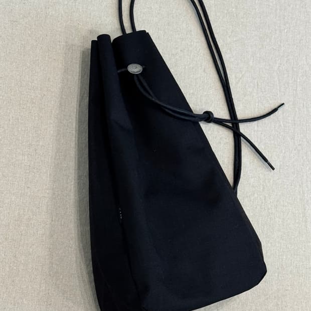 요지야마모토 사이트 콘초 색백