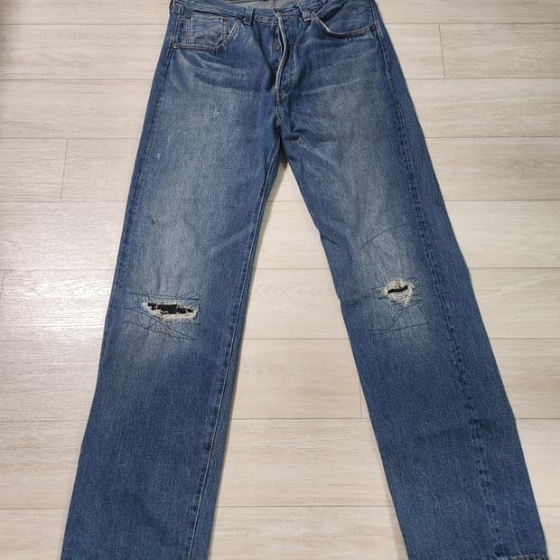 LVC 55501 0066 The SADIST 30 X 32