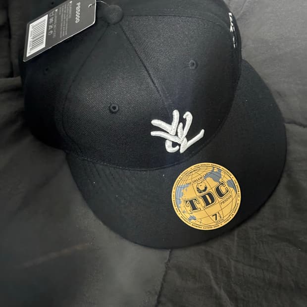 Yvl cap black 7 1/2