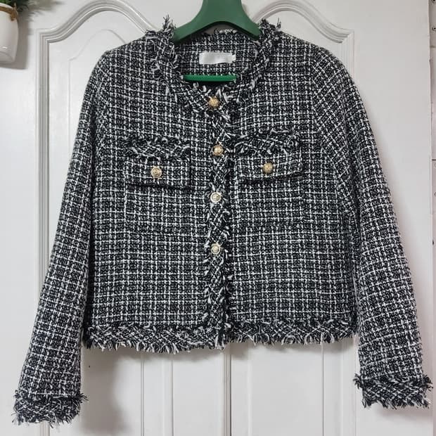 새상품 트위드 자켓 금장 버튼 봄 가을 자켓 블랙