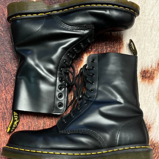 [280] 닥터마틴 1490 10홀 부츠 블랙 43