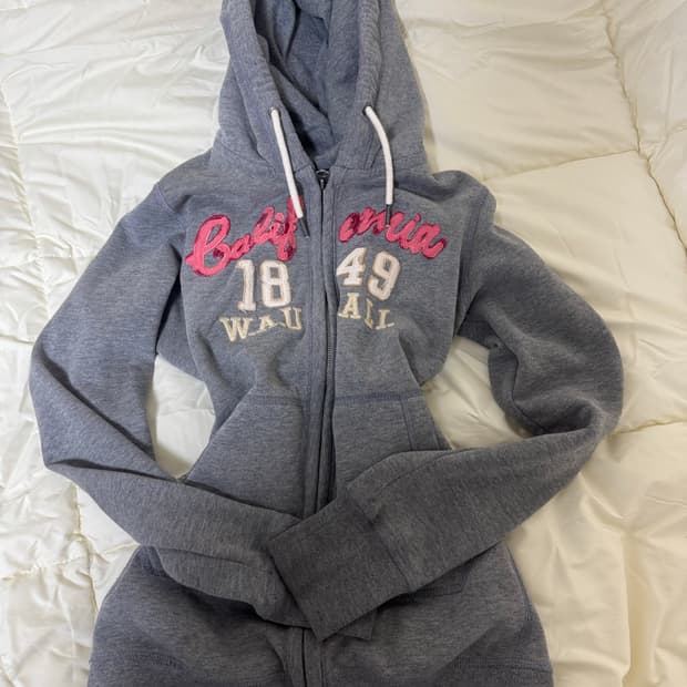 후아유 단종 후드집업