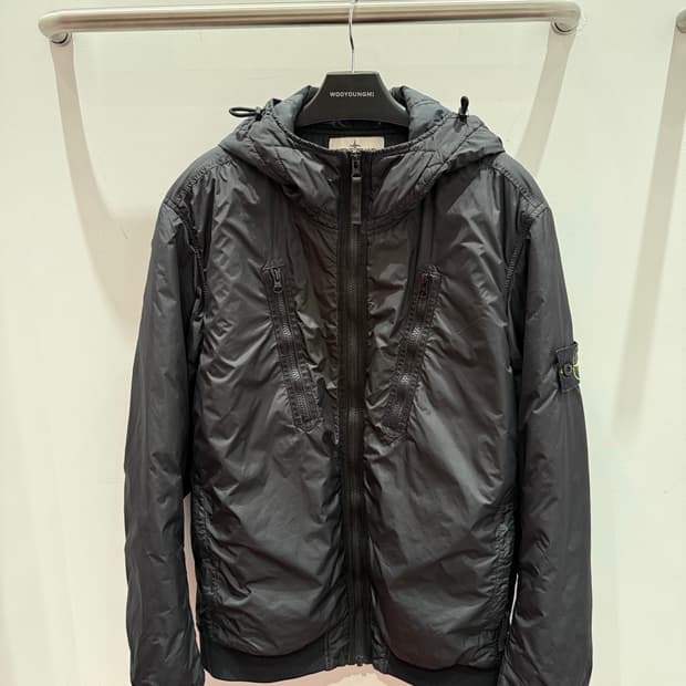 스톤 아일랜드 크링클랩스 패딩