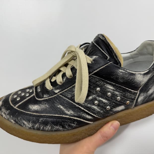 메종마르지엘라 레플리카 독일군 스터드 스니커즈 블랙