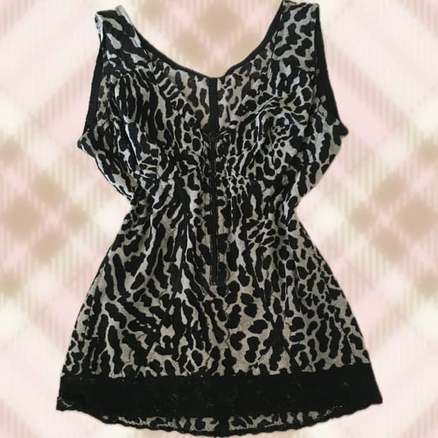 레오파드 호피 레이스 나시 블라우스 슬리브리스 갸루 오네 펑크 와투케