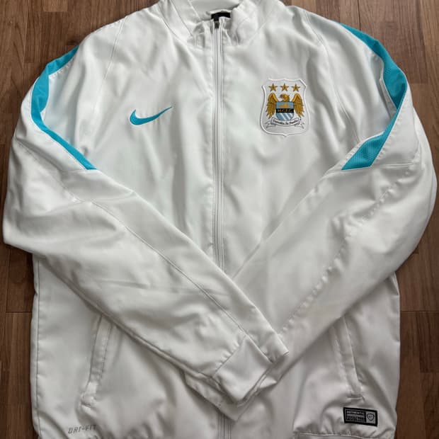 맨시티 빈티지 바람막이 L사이즈