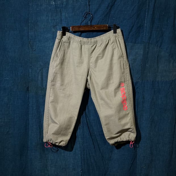 26-28inch ) ADIDAS Logo Capri Pants