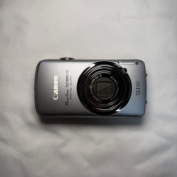 캐논 IXUS 200 / IXY 930 / SD 980 (익시, 익서스)