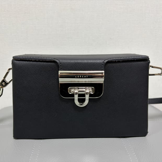 러브캣 여성 크로스백