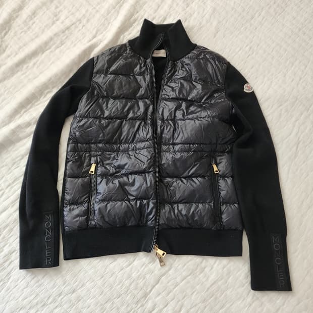 전시품급 24FW 몽클레어 여성 패딩 니트 가디건 S