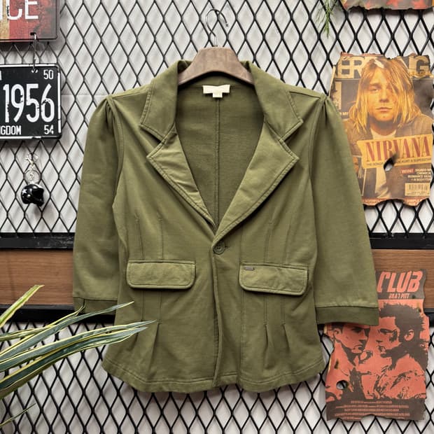 00s 디젤 퍼프 소매 블레이저 전면 투포켓 포인트 카키