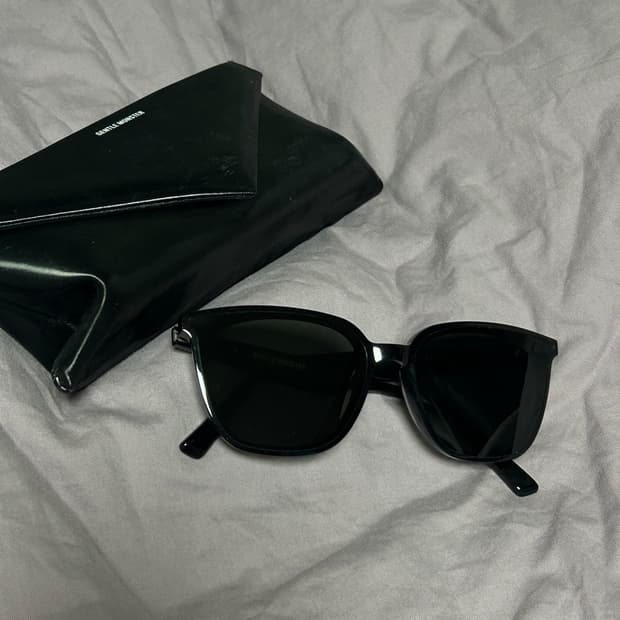 젠틀몬스터 선글라스 LILIT 블랙