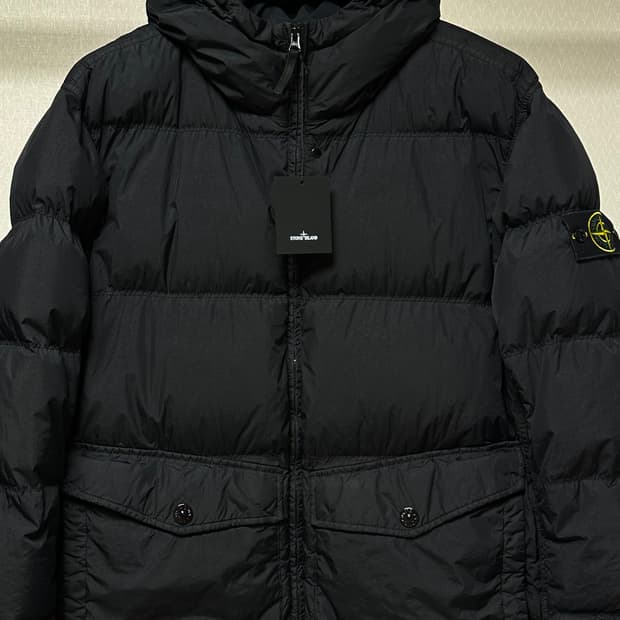 스톤아일랜드 크링클랩스 패딩 24fw XXL(105-110) 국내판