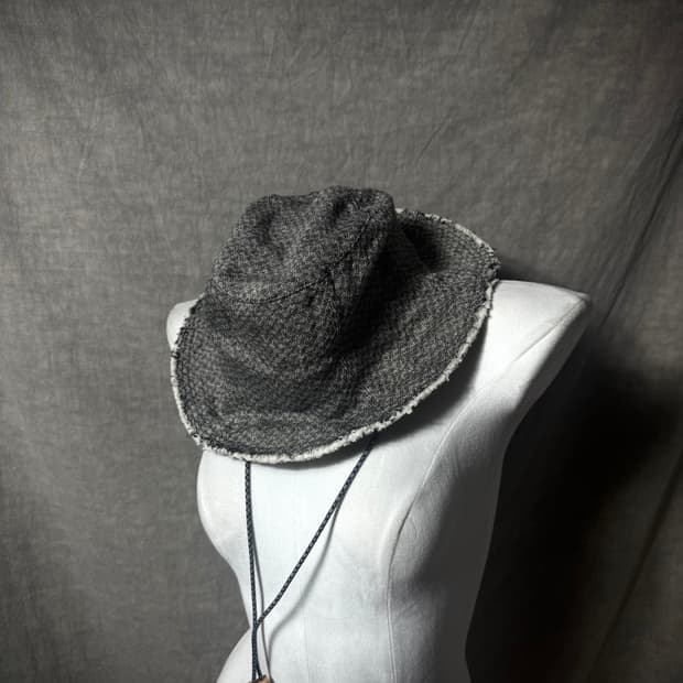 Nine Tailor Protea Hat 버킷햇