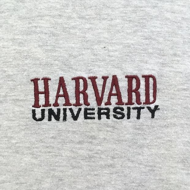  🇺🇸Harvard-university spell-out tshirt