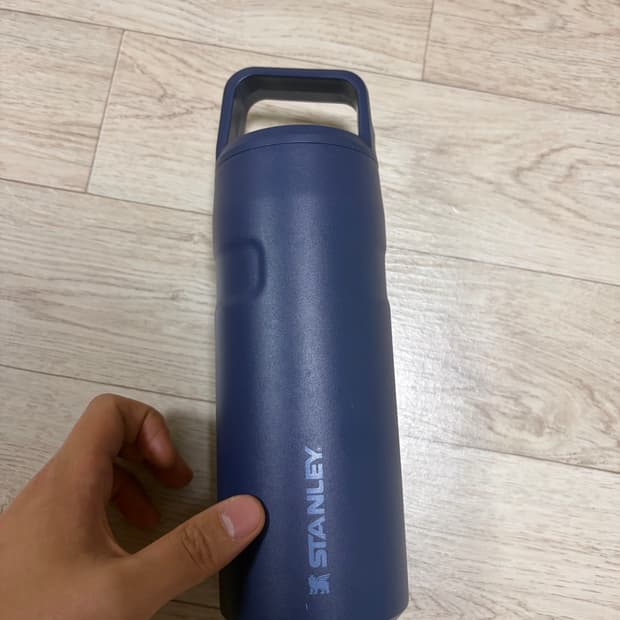 스탠리 아이스플로우 에어로라이트 텀블러 네이비 473ml