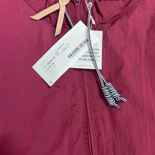 [S] 나나미카 집업 윈드 파카 레드