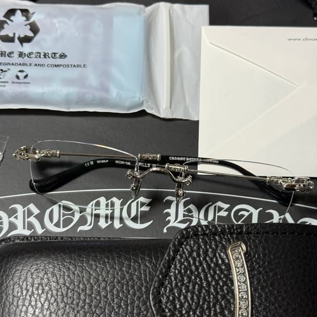 크롬하츠 PILLS 3 필스3 샤이닝 실버 무테 안경