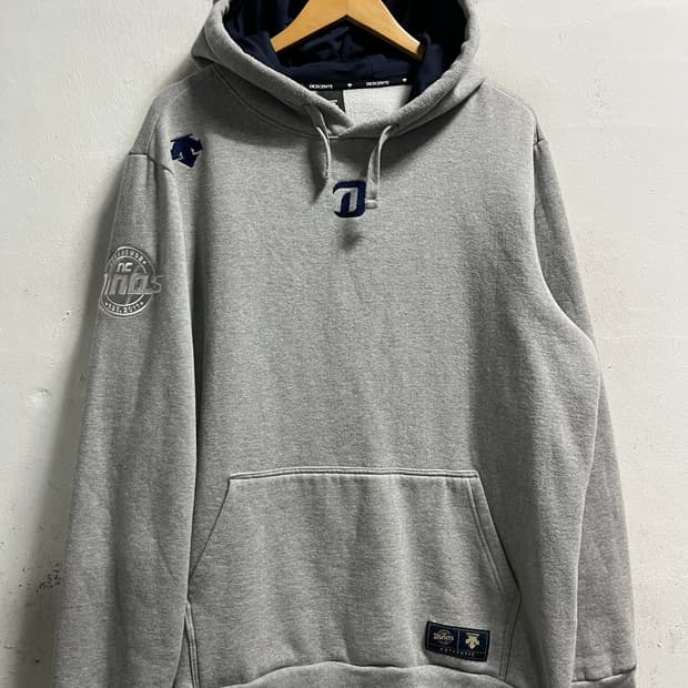 110 NC다이노스 데상트 후드티 정품