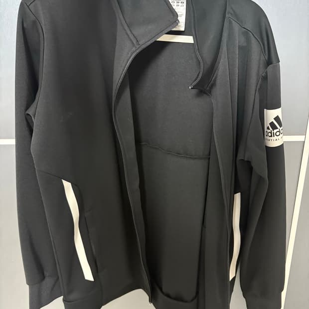 은근희귀한 아디다스 져지 팝니다