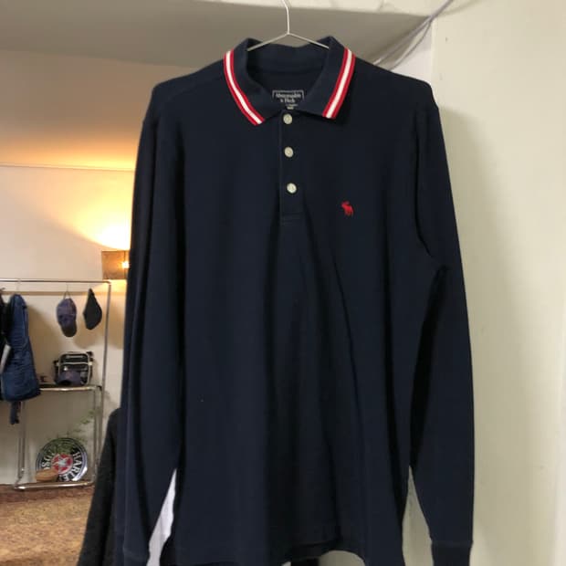 Abercromie & Fitch 클래식 PK티