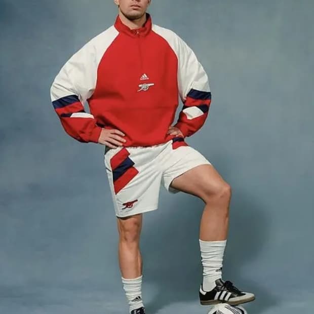 아디다스 아스날 22-23 레트로 아이콘 아노락 M사이즈