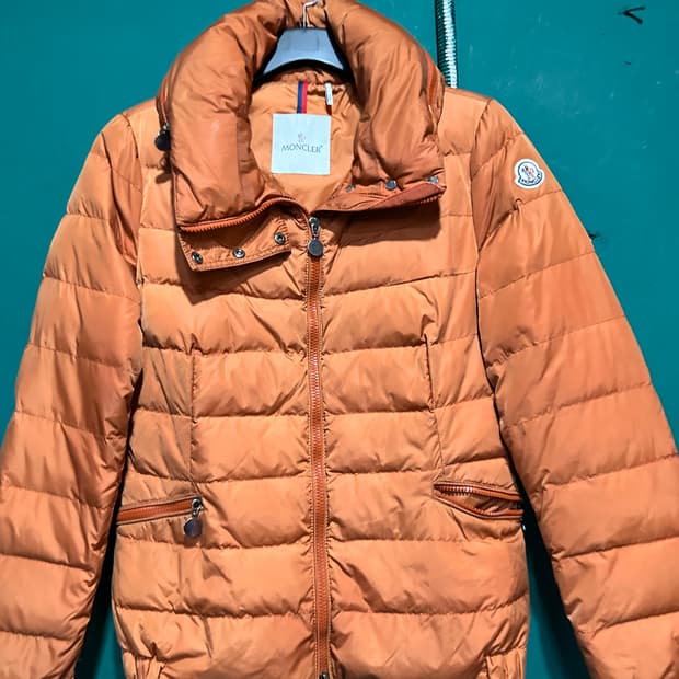 몽클레어 샹그리아 여성패딩 오렌지2사이즈