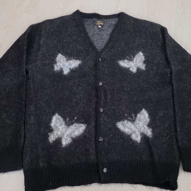 니들스 X 스튜디오스 모헤어 빠삐용 4 가디건