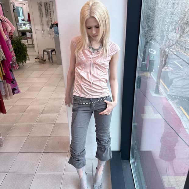 gray skinny jeans