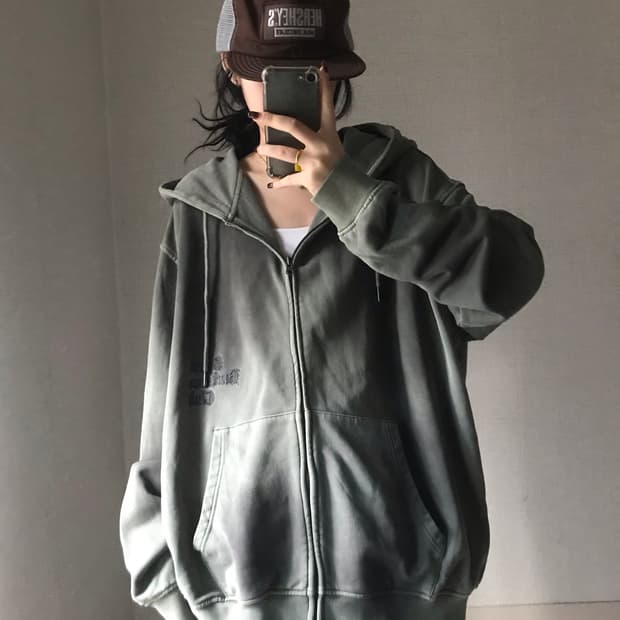 버카루 카키 오버핏 피그먼트 후드집업