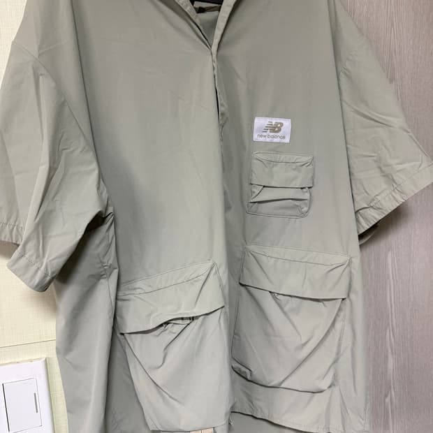 뉴발란스 반팔 셔츠 L
