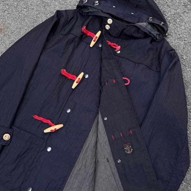 캐피탈 네이비 더플 토글 후드자켓