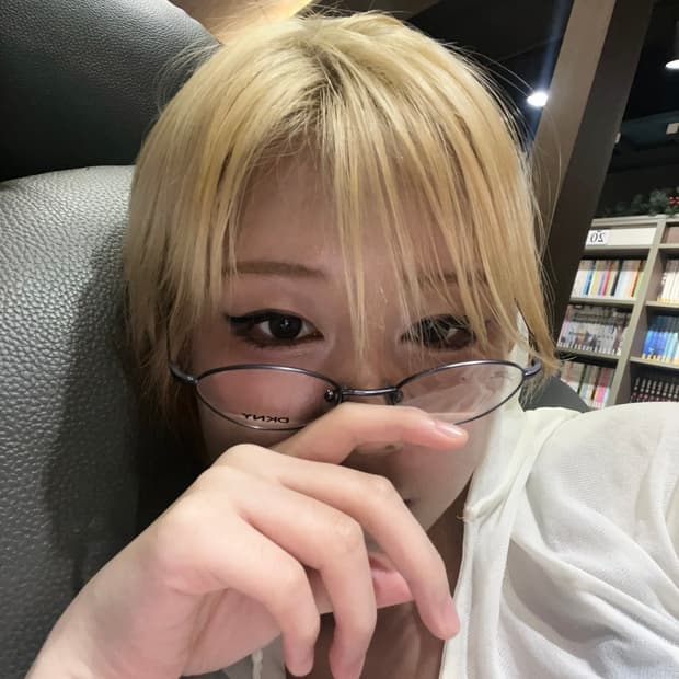 DKNY 안경