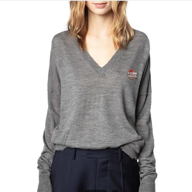 쟈딕앤볼테르 브륌 러브 하트 패치 브이넥 메리노 울 니트 XS사이즈