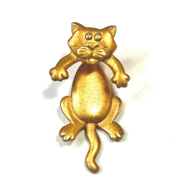 😻 JJ Gold Cat Earring