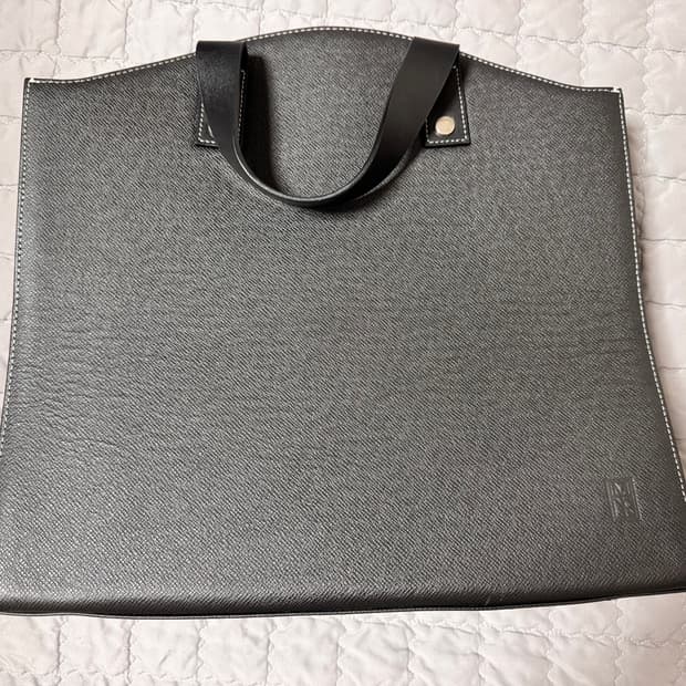 밈더워드로브 타이가 레더 아치 토트백