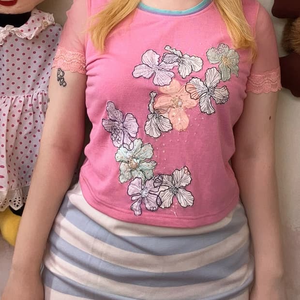 jpn 핑크 비즈 플라워 티셔츠