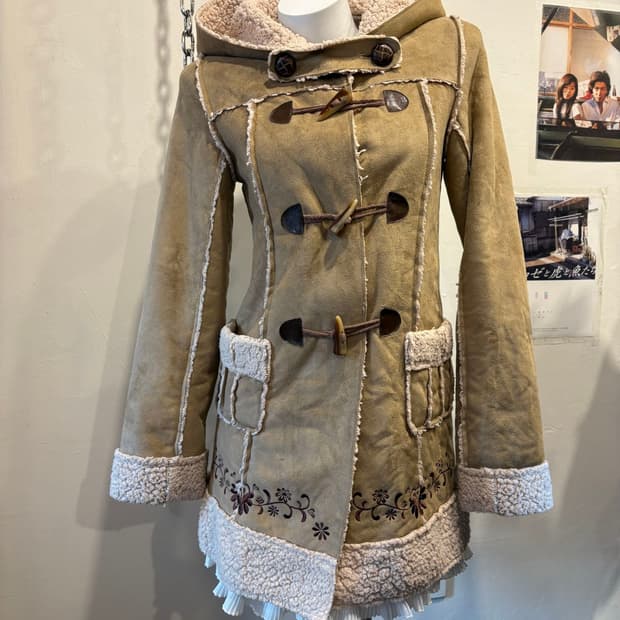 liz lisa 리즈리사 브라운 플라워 자수 베이지 무스탕 러블리 갸루