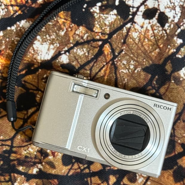 【기간한정가격】리코 Ricoh cx1 실버 빈티지카메라 디카