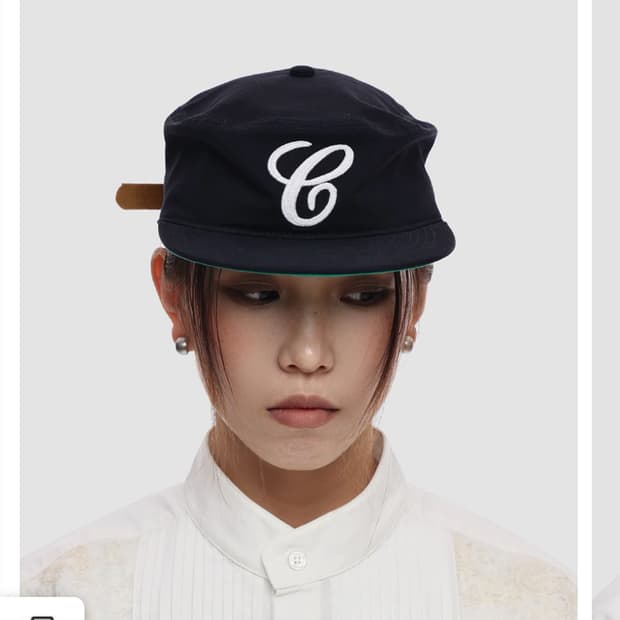 6CRAYON | Letter Embroidery Flat Brim Ca