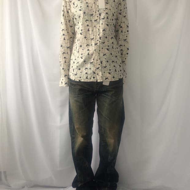 Cat pattern shirt