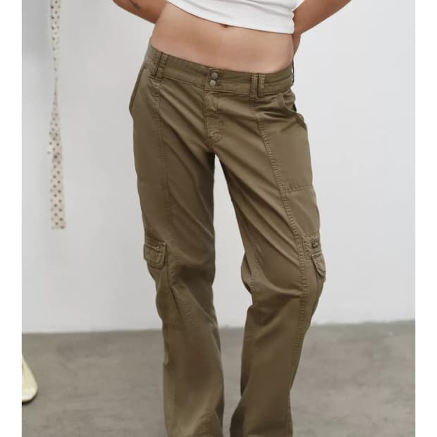 Zara 멀티 포켓 카고 트라우저 (EU36 KR26)