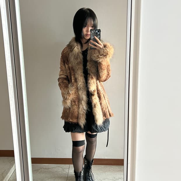 Long Fur-Collar  Shearling Coat / 시어링 코트