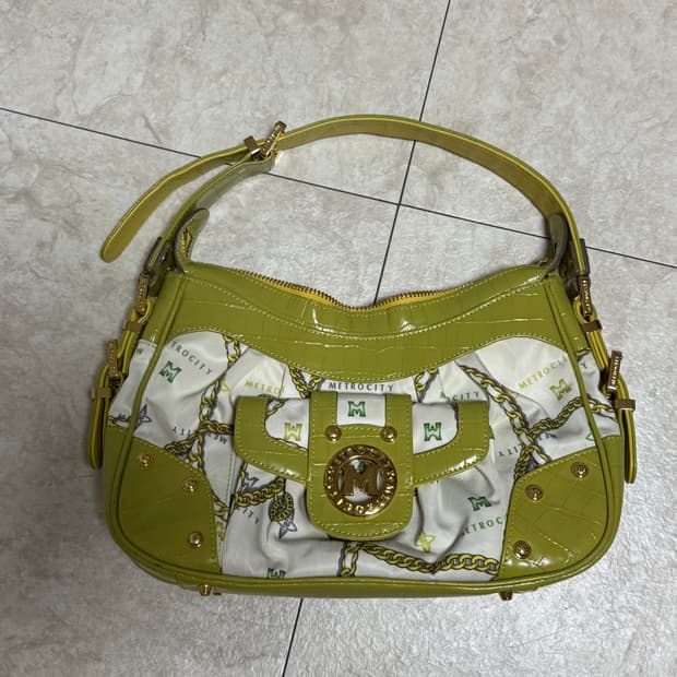 메크로시티 숄더백 