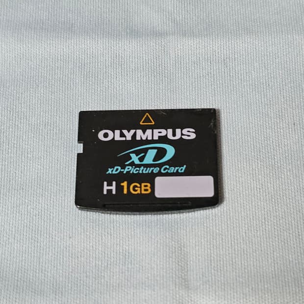 올림푸스 XD 카드 1GB