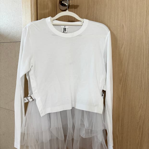 느와케이니노미야 튤 레이어드 코튼 긴팔 티셔츠