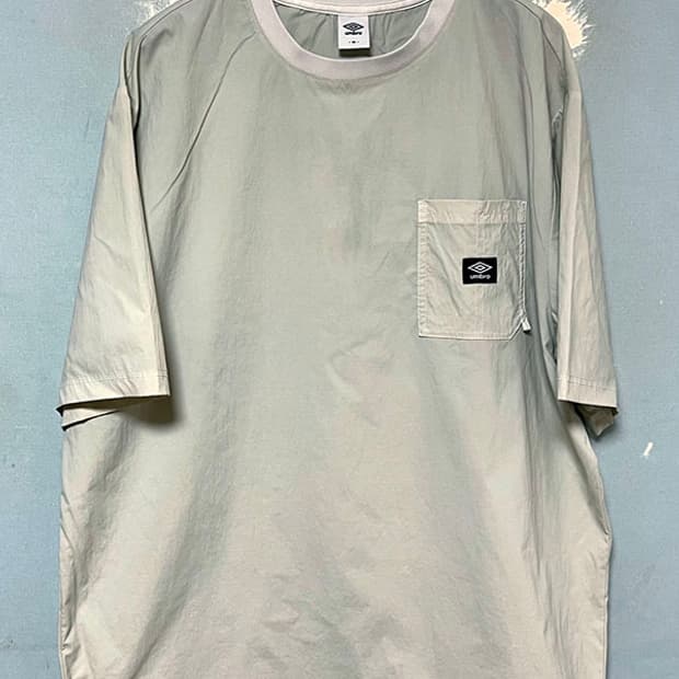 엄브로 클라우드팩 남자 우븐 반팔티 라운드넥 피스테 XL 105-110