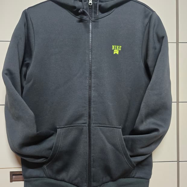 나이키 리버시블 누빔패딩 후드집업